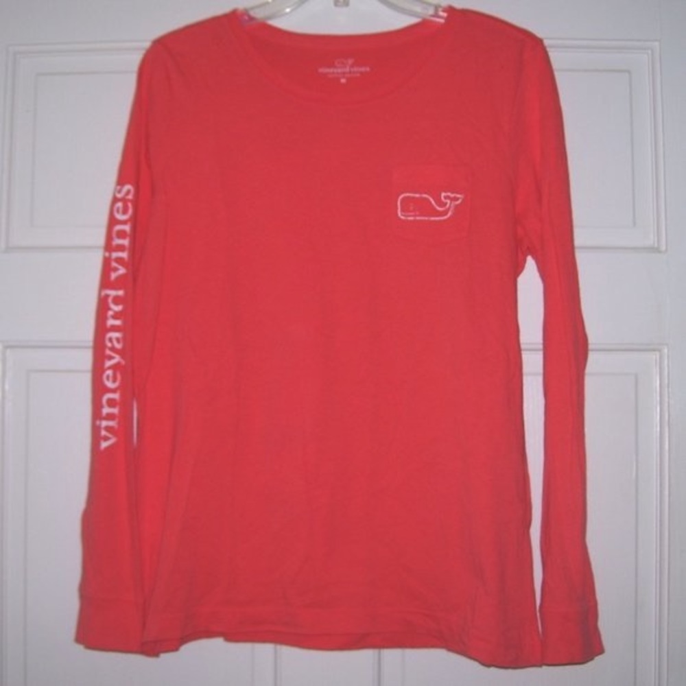 VINEYARD VINES Vintage Whale Long Sleeve Pocket Tee - Picture 2 of 9
